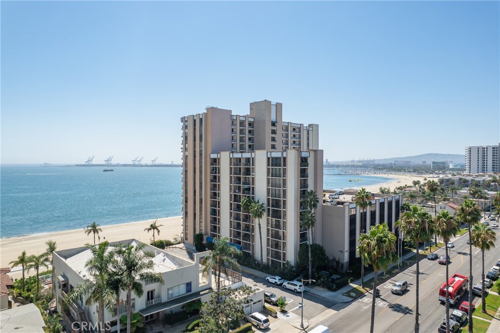 1750 East Ocean Boulevard, Unit 213 Long Beach, CA 90802 - Photo 49 of 52 a view of a city with ocean
