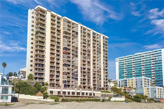 $935,000 | 1750 East Ocean Boulevard, Unit 213, Long Beach, CA 90802