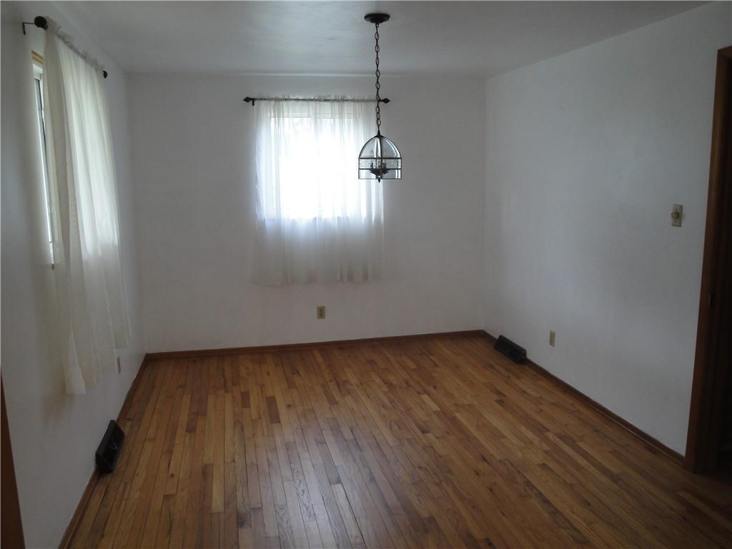 122 Cooper Road Finleyville, PA 15332 - Photo 9 of 25 Dinning room or 4 bedroom if desired...