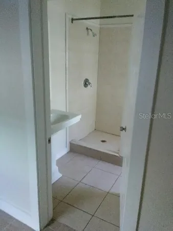 $1,295 | 400 Ave D Southeast, Unit 3, Winter Haven, FL 33880