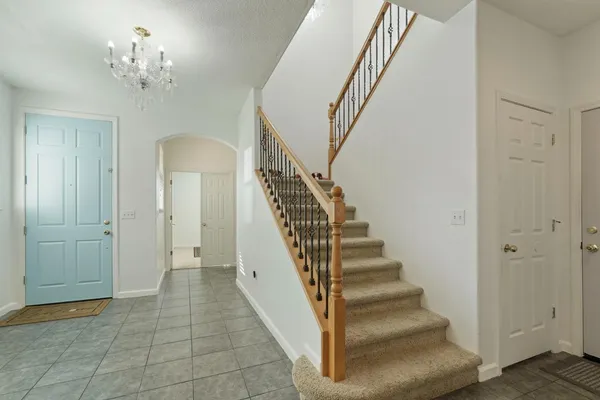 $570,000 | 13703 Coastal Court, Waterford, CA 95386