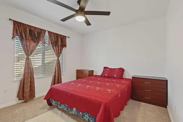 $570,000 | 13703 Coastal Court, Waterford, CA 95386