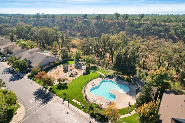 $594,000 | 13703 Coastal Court, Waterford, CA 95386