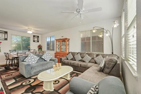 $570,000 | 13703 Coastal Court, Waterford, CA 95386