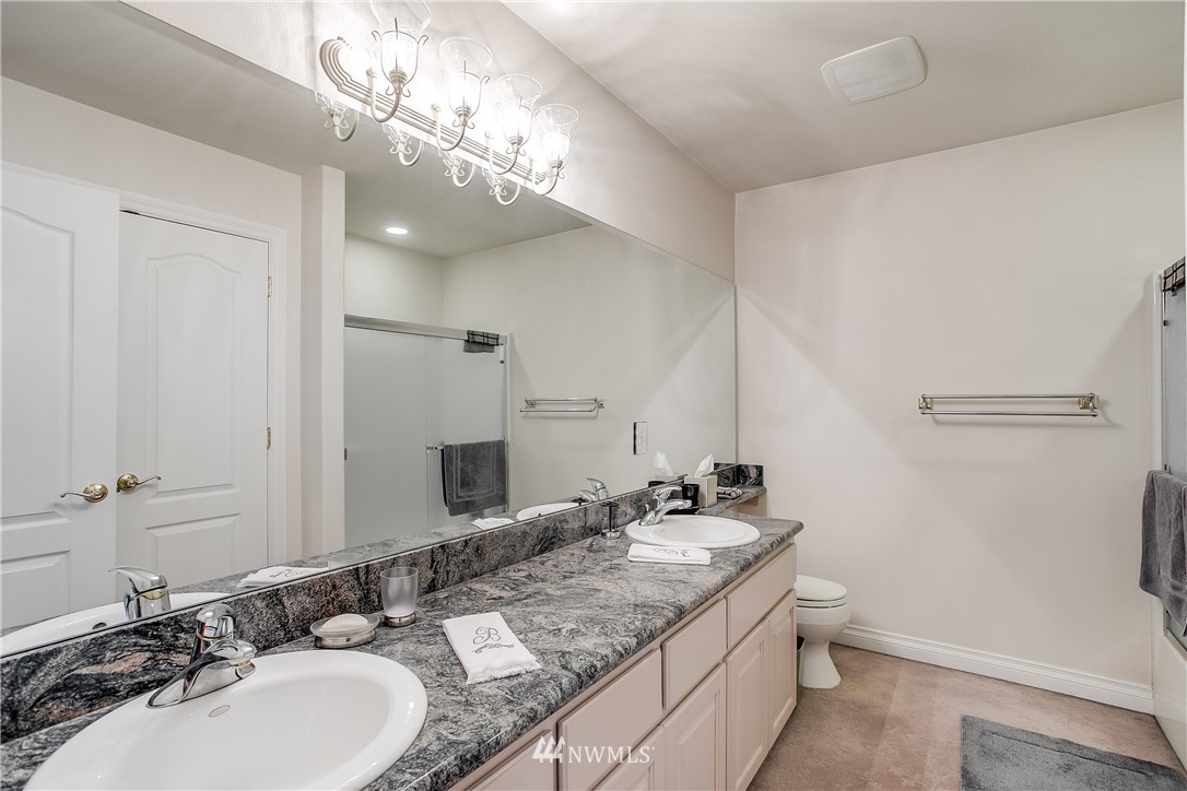 14515 152nd Place Southeast Renton, WA 98059 - Photo 16 of 25 Gallery Image 16
