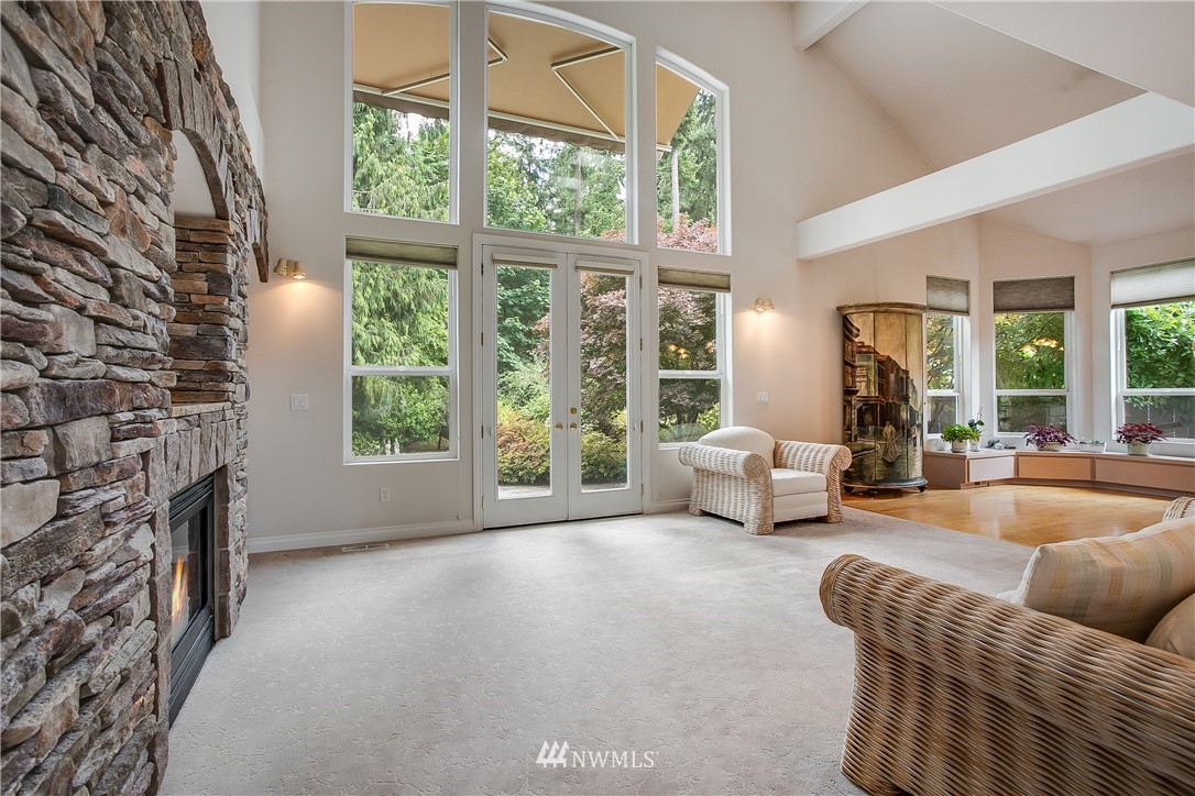 14515 152nd Place Southeast Renton, WA 98059 - Photo 5 of 25 Gallery Image 5