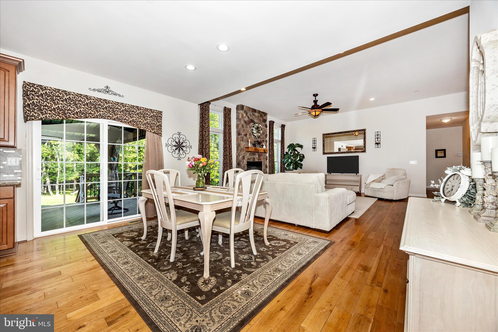 7145 Linganore Road New Market, MD 21774 - Photo 11 of 55 Dining Area