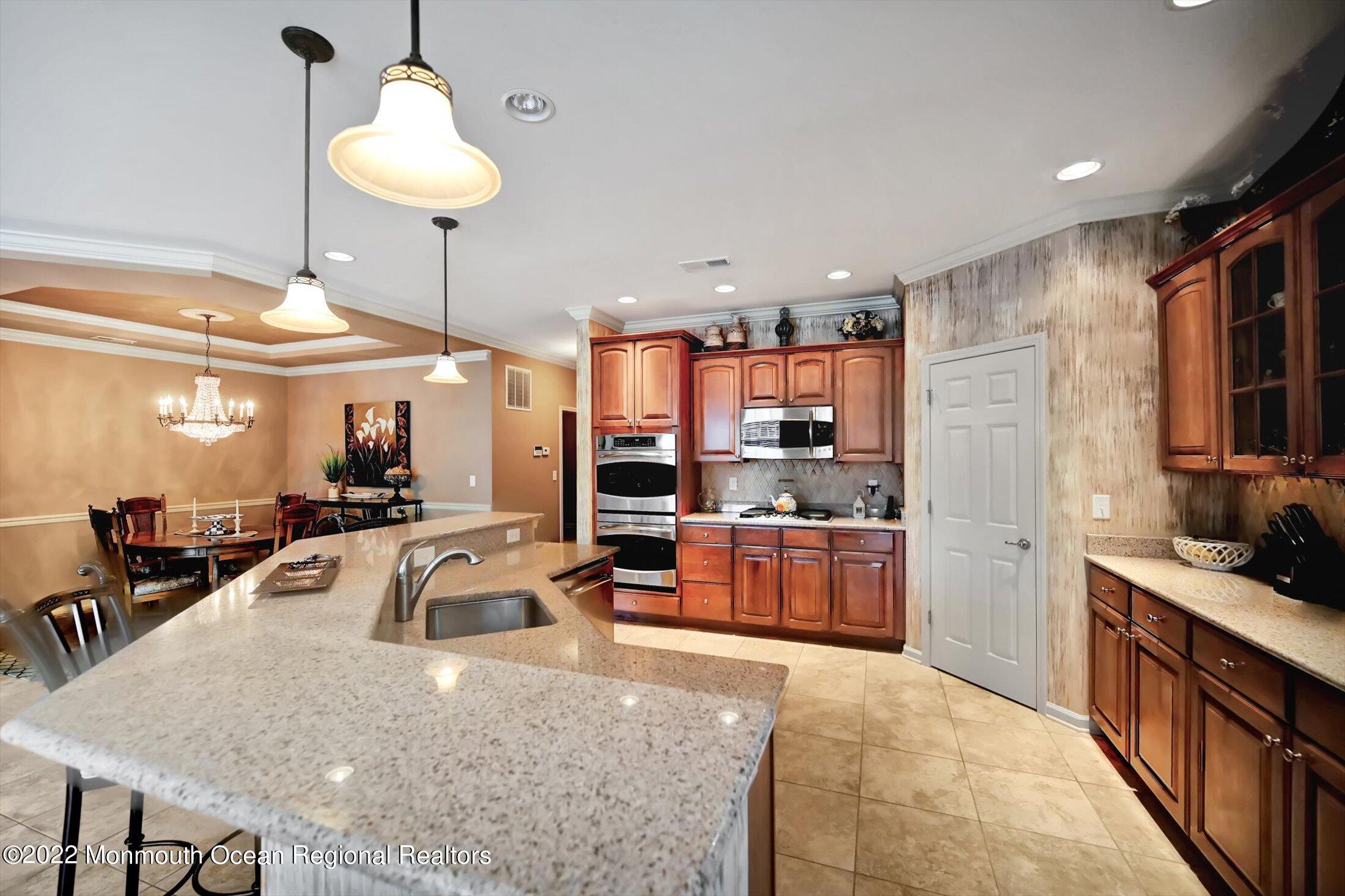 23 Day Star Road Manalapan, NJ 07726 - Photo 6 of 48 08-Kitchen