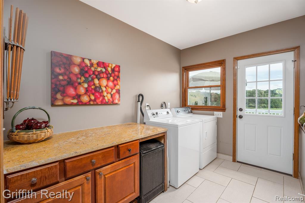 2493 East Clyde Road Howell, MI 48855 - Photo 45 of 63