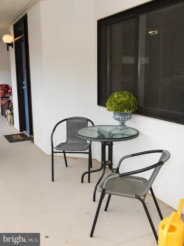 $2,000 | 1951 Sagewood Lane, Unit 305, Reston, VA 20191