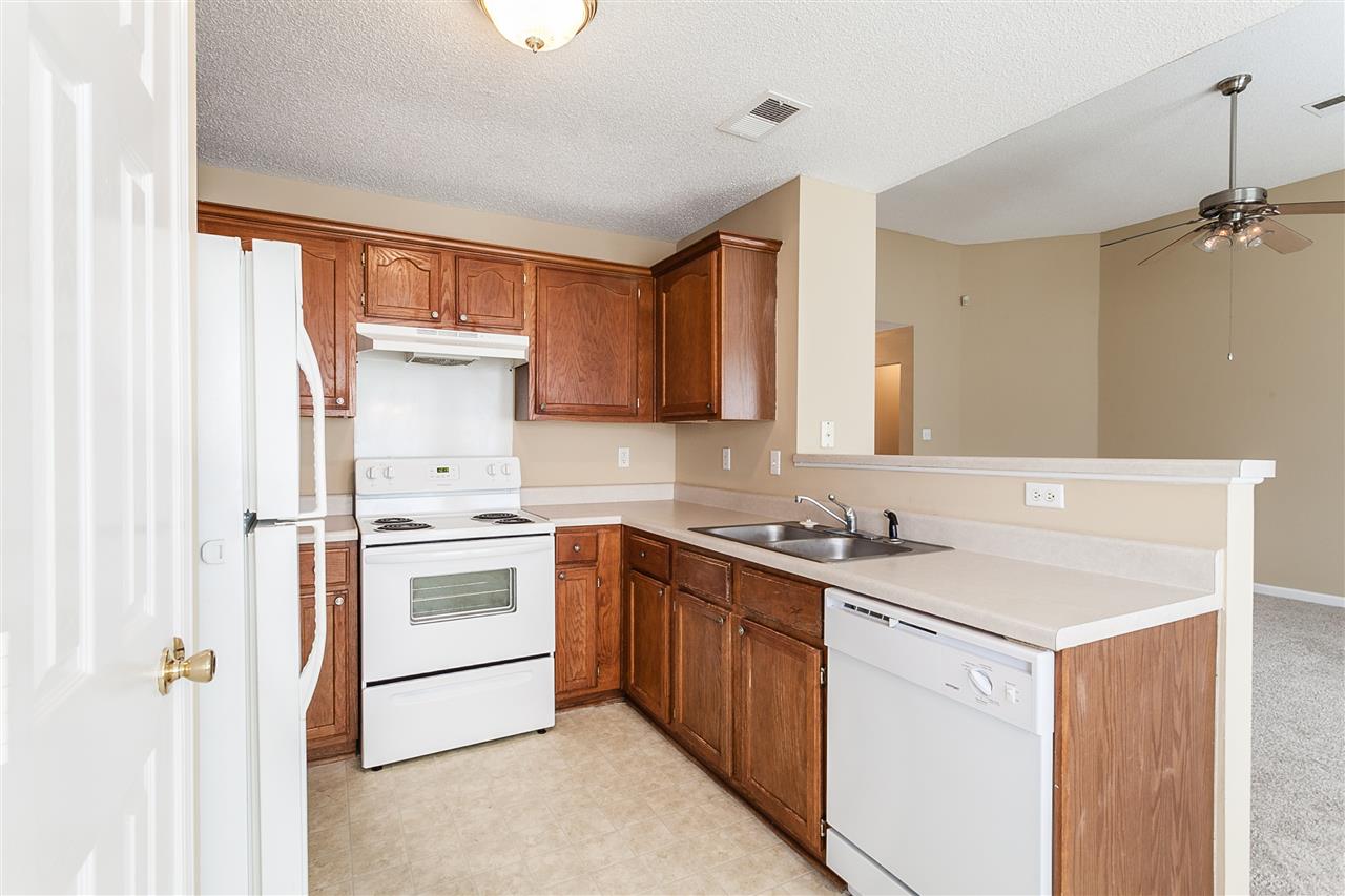 1271 Charles Bryan Road Cordova, TN 38018 - Photo 8 of 18 Gallery Image 8