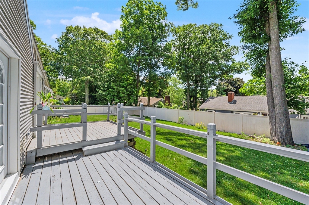 25 Moynihan Road Hamilton, MA 01982 - Photo 37 of 42