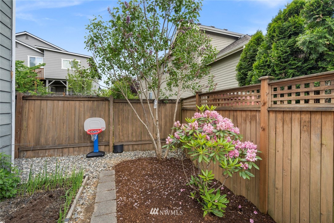 3530 186th Place Southeast Bothell, WA 98012 - Photo 35 of 38