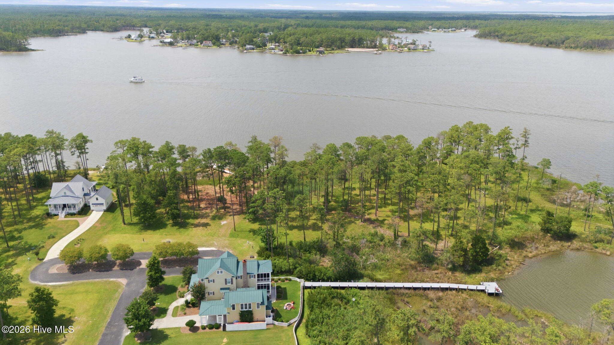 238 Oyster Point Road Oriental, NC 28571 - Photo 4 of 32