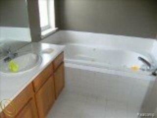 2120 Timber Ridge Court Highland, MI 48357 - Photo 10 of 10 Master bath