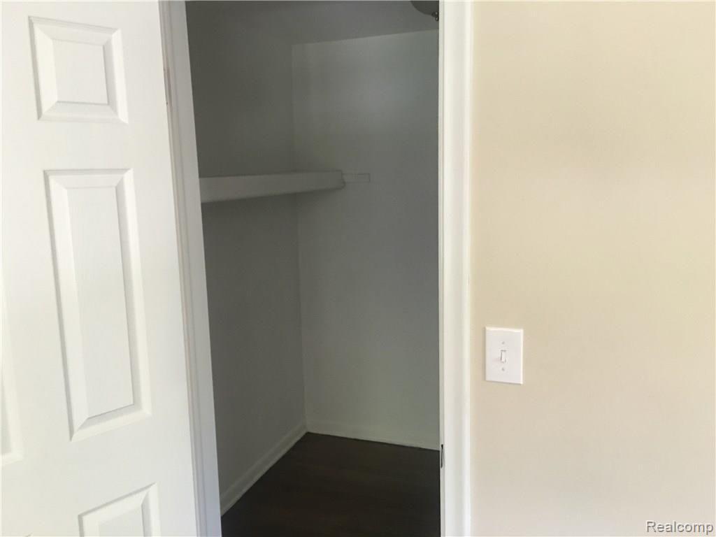36415 Paddleford Road Farmington Hills, MI 48331 - Photo 21 of 22