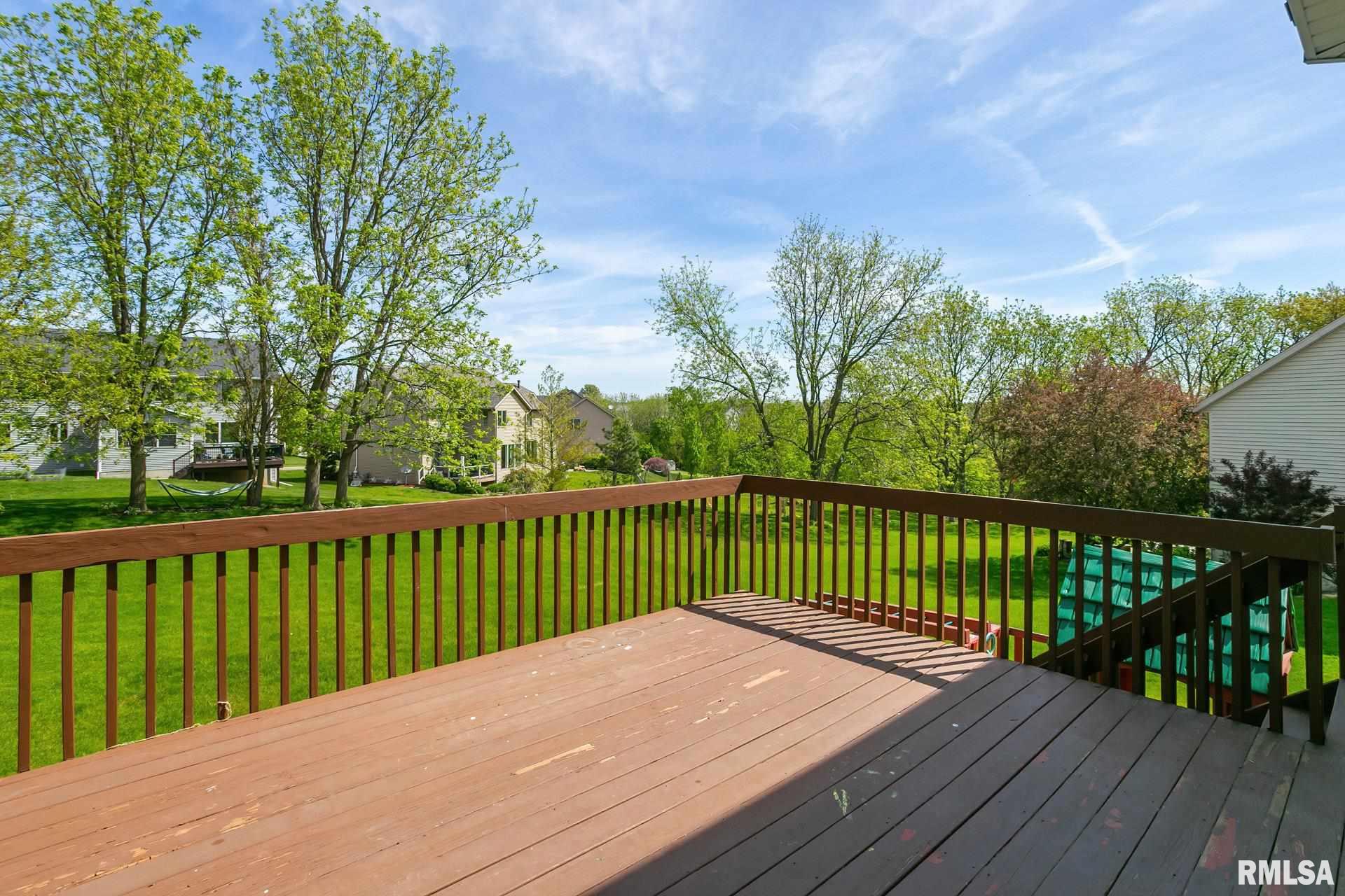 5573 North Ridge Circle Bettendorf, IA 52722 - Photo 36 of 40 Gallery Image 36