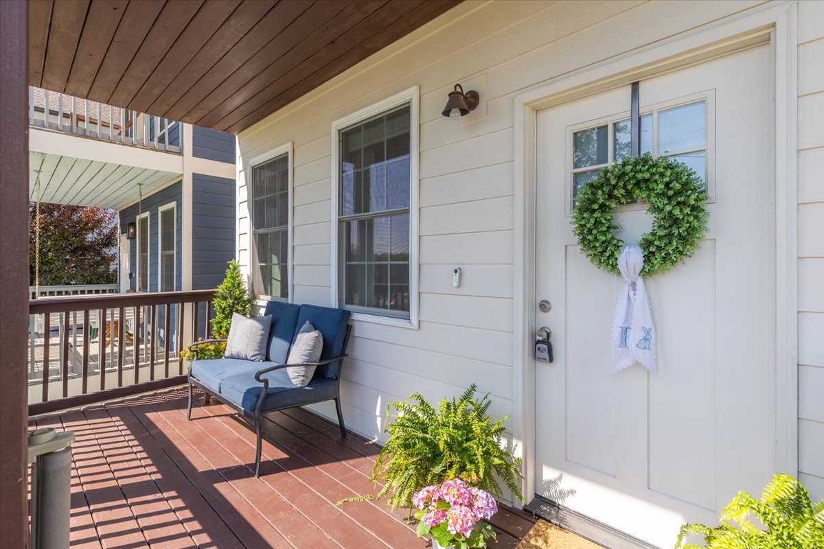 175 B Rural Avenue Nashville, TN 37209 - Photo 3 of 26 a balcony with furniture and potted plant