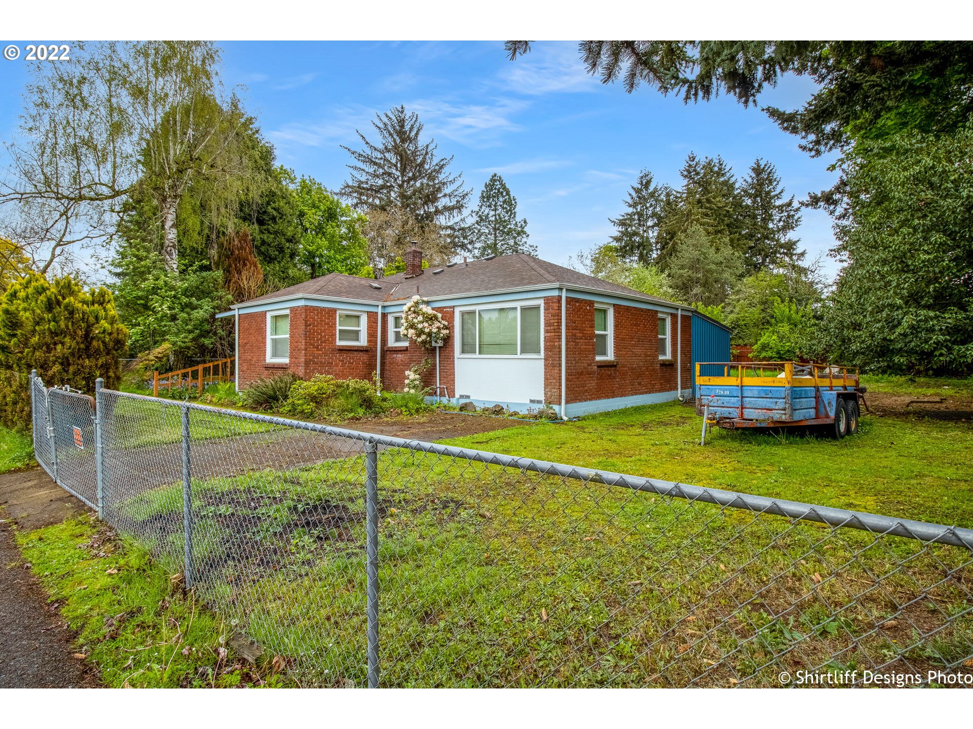 3160 Harlow Road Eugene, OR 97401 - Photo 2 of 26 Gallery Image 2