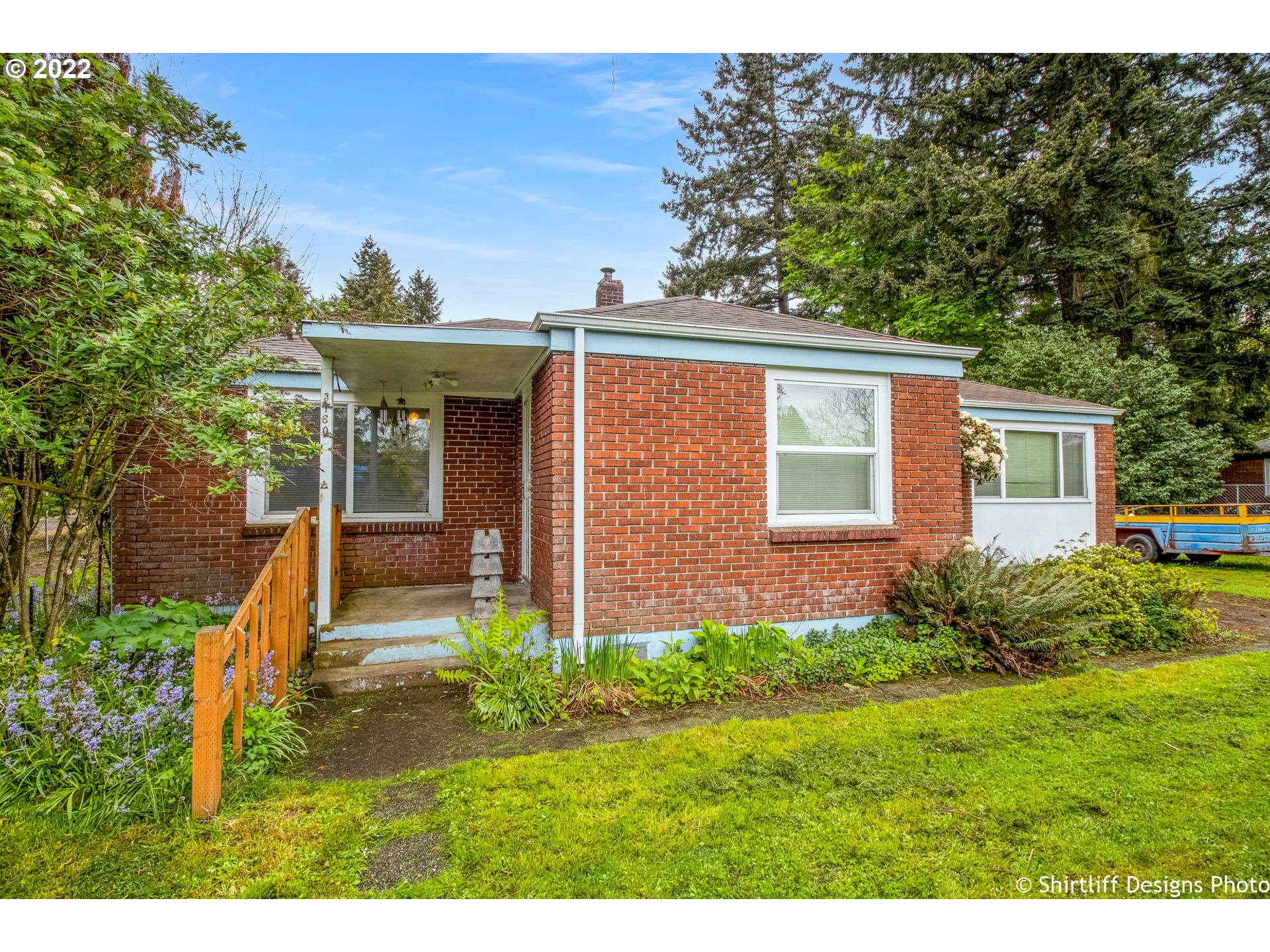 3160 Harlow Road Eugene, OR 97401 - Photo 3 of 26 Gallery Image 3