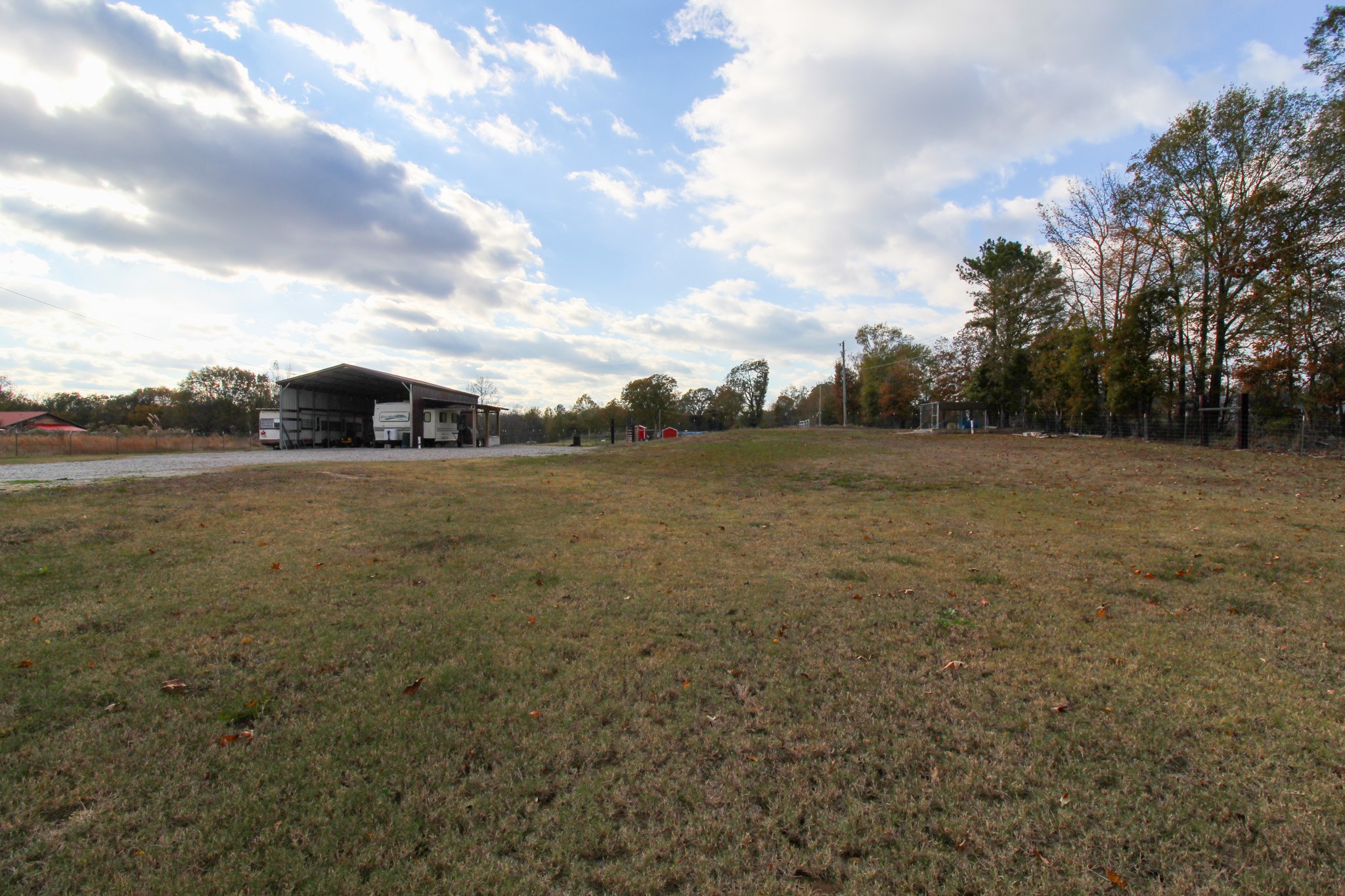 300 Fescue Road Saltillo, TN 38370 - Photo 13 of 23