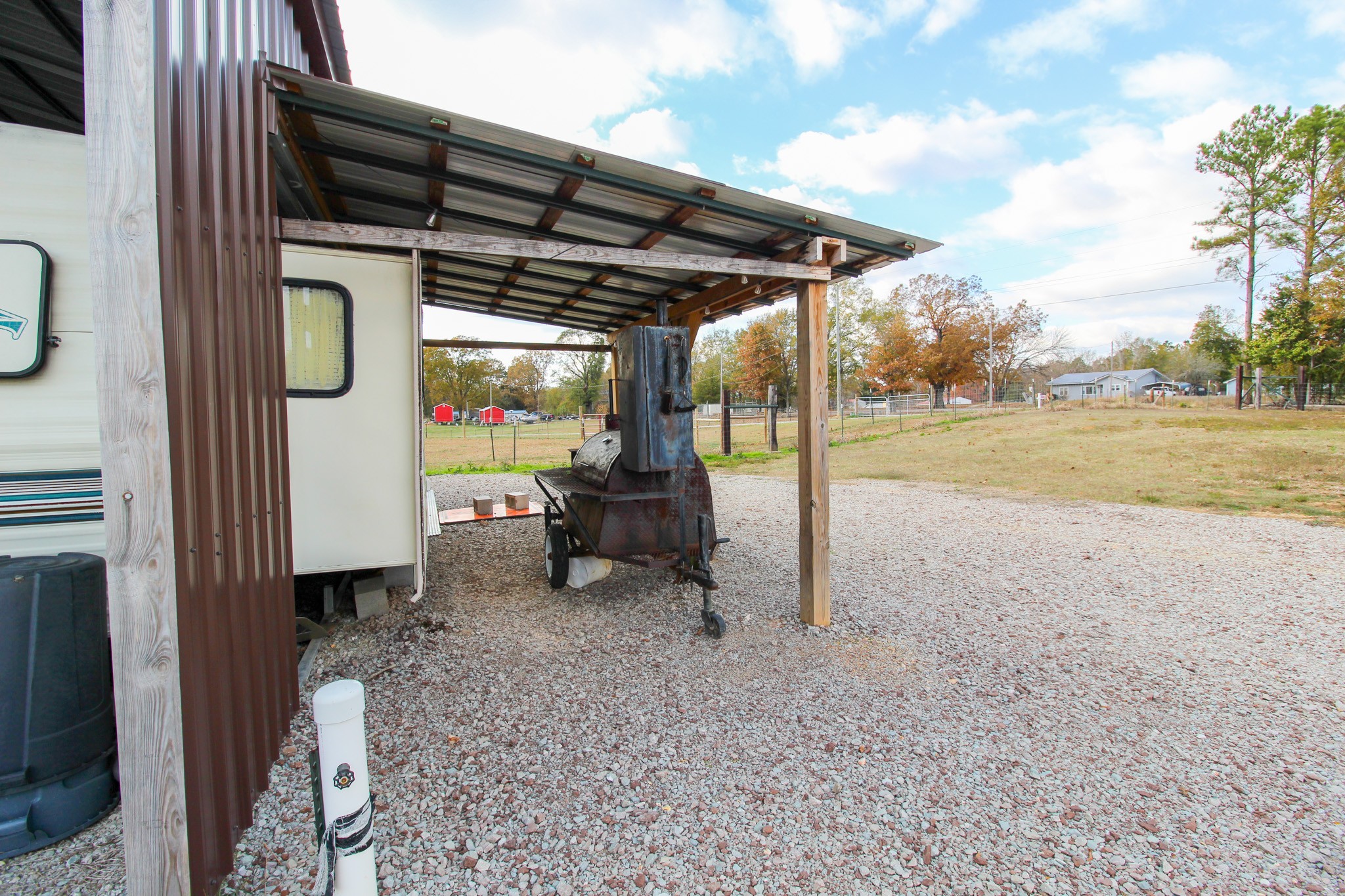 300 Fescue Road Saltillo, TN 38370 - Photo 17 of 23