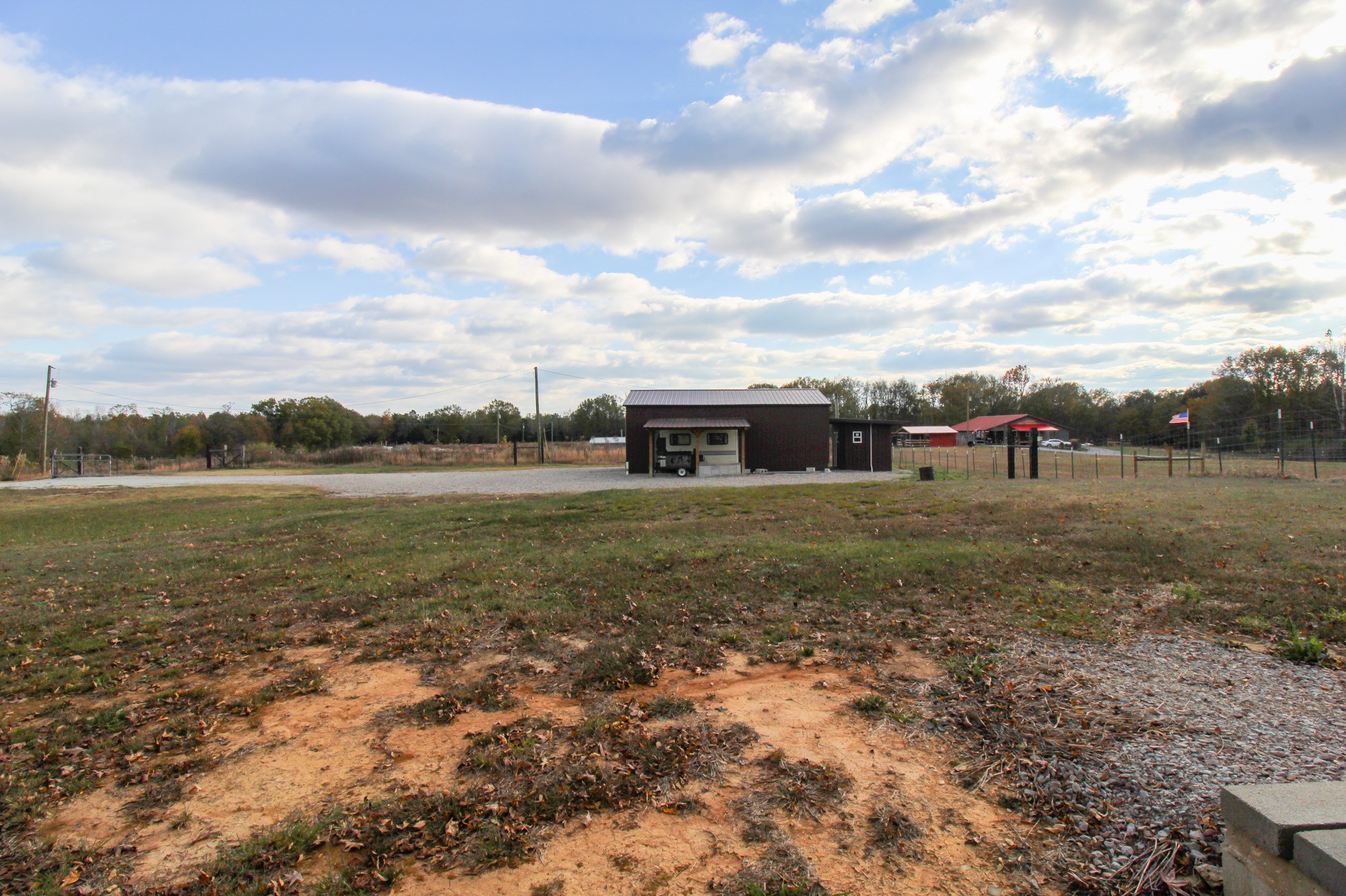 300 Fescue Road Saltillo, TN 38370 - Photo 9 of 23