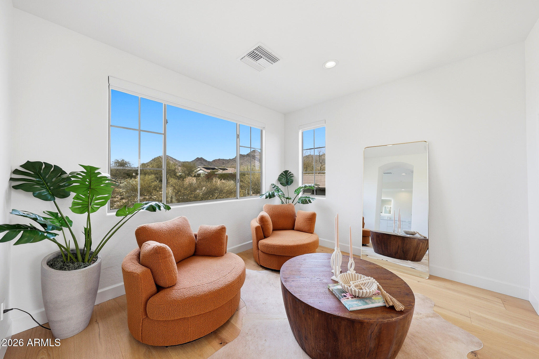 9750 East Mountain Spring Road Scottsdale, AZ 85255 - Photo 23 of 42 Sitting Room in Primary
