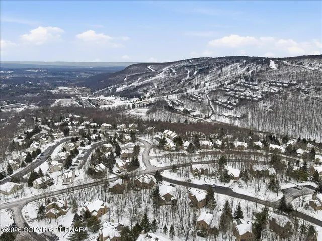 $367,500 | 137 Laurel Court, Tannersville, PA 18372