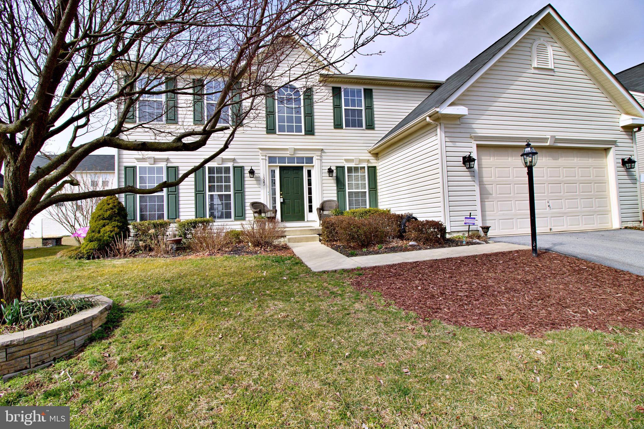 Welcome to 1323 Destrier St