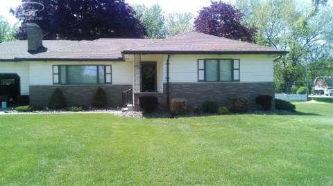 7194 Brewer Road Flint, MI 48507 - Photo 23 of 24 20402225-22.JPG