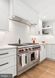 $2,350,000 | 709 Newtown Road, Berwyn, PA 19312