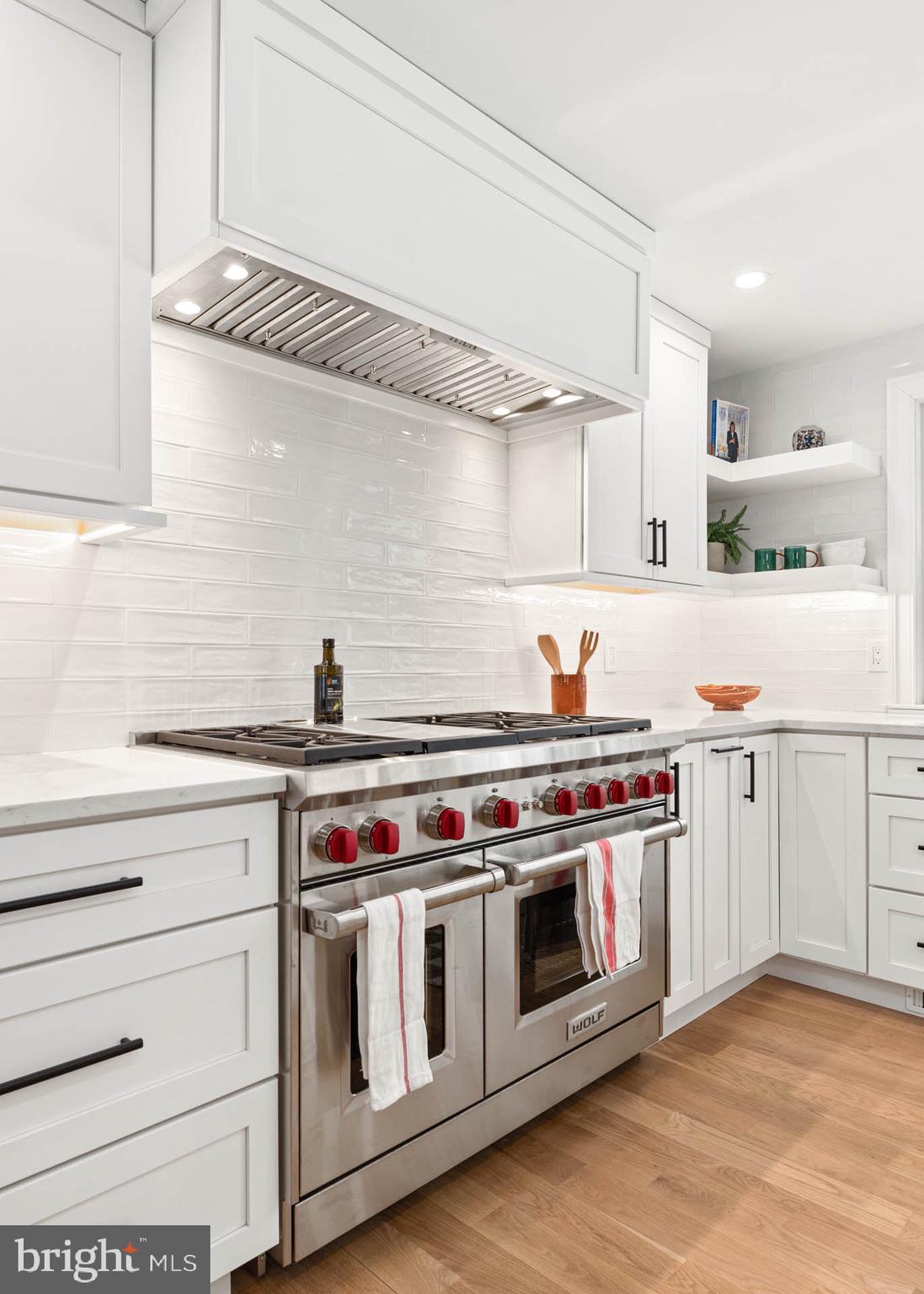 709 Newtown Road Berwyn, PA 19312 - Photo 11 of 82 Backsplash W/ Open Shelves.
