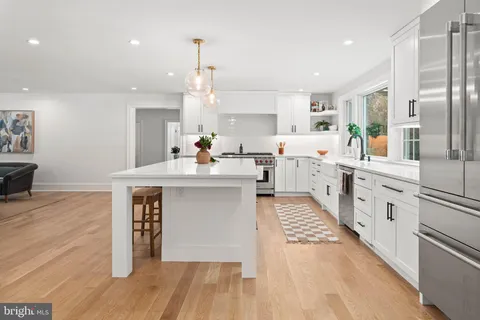 $2,350,000 | 709 Newtown Road, Berwyn, PA 19312