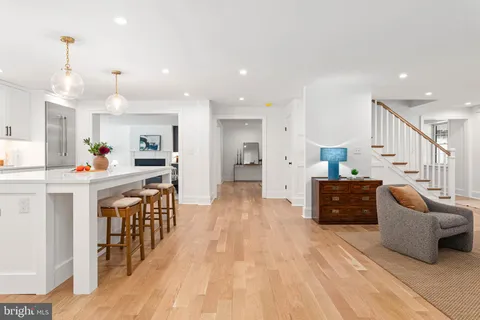 $2,350,000 | 709 Newtown Road, Berwyn, PA 19312