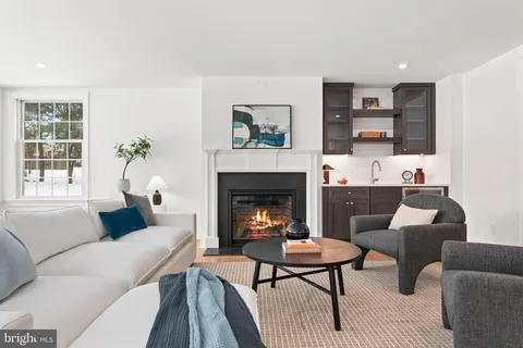 $2,350,000 | 709 Newtown Road, Berwyn, PA 19312