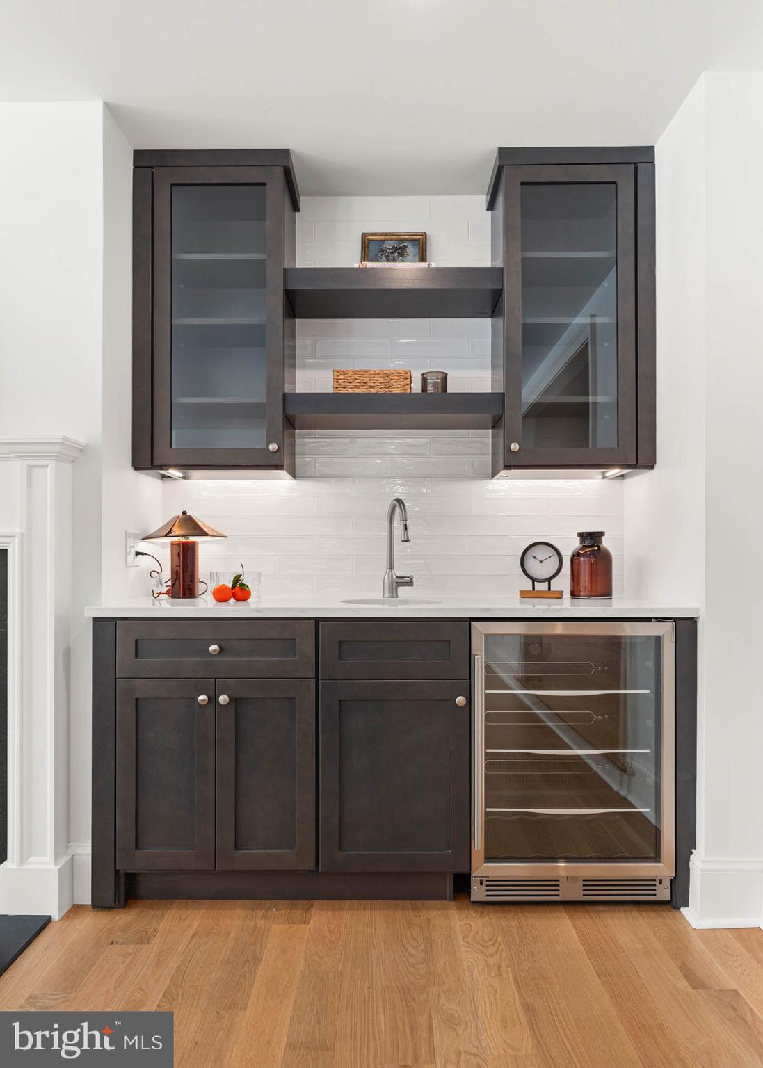 709 Newtown Road Berwyn, PA 19312 - Photo 16 of 82 Wet Bar.