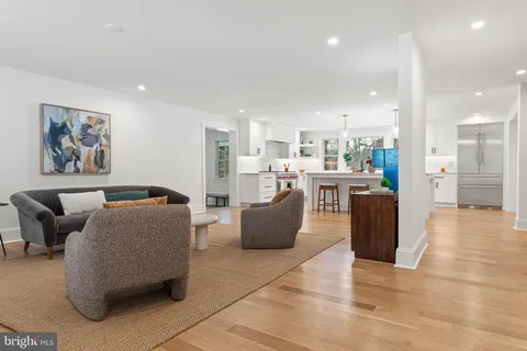 $2,350,000 | 709 Newtown Road, Berwyn, PA 19312