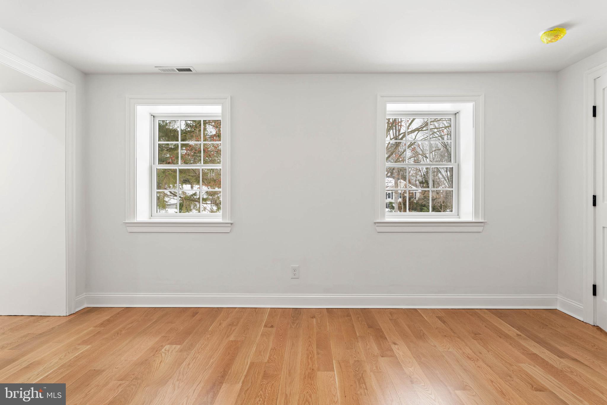 709 Newtown Road Berwyn, PA 19312 - Photo 46 of 82 2nd bedroom en-suite.
