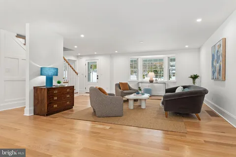 $2,350,000 | 709 Newtown Road, Berwyn, PA 19312