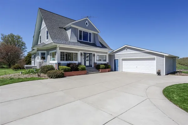 $425,000 | 3338 Abbey Road, Hart, MI 49420