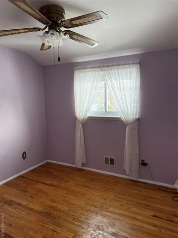 $669,000 | 192 East 5th Street, Deer Park, NY 11729