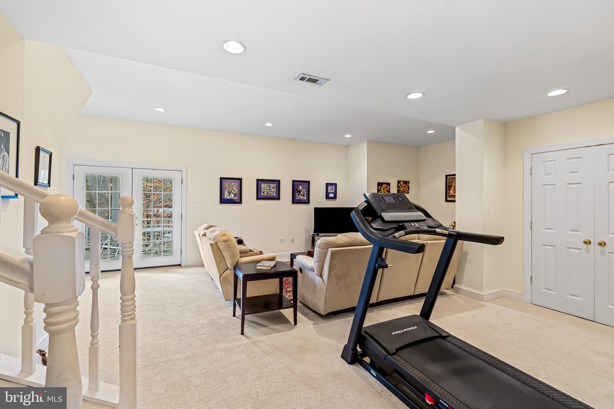 2003 Fairbank Road Baltimore, MD 21209 - Photo 33 of 52