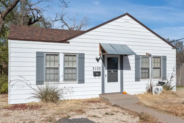 $1,000 | 2102 25th Street, Lubbock, TX 79411