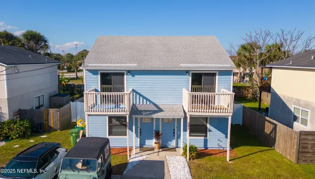front view of house with a yard