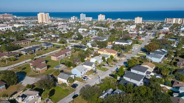 an aerial view of multiple house