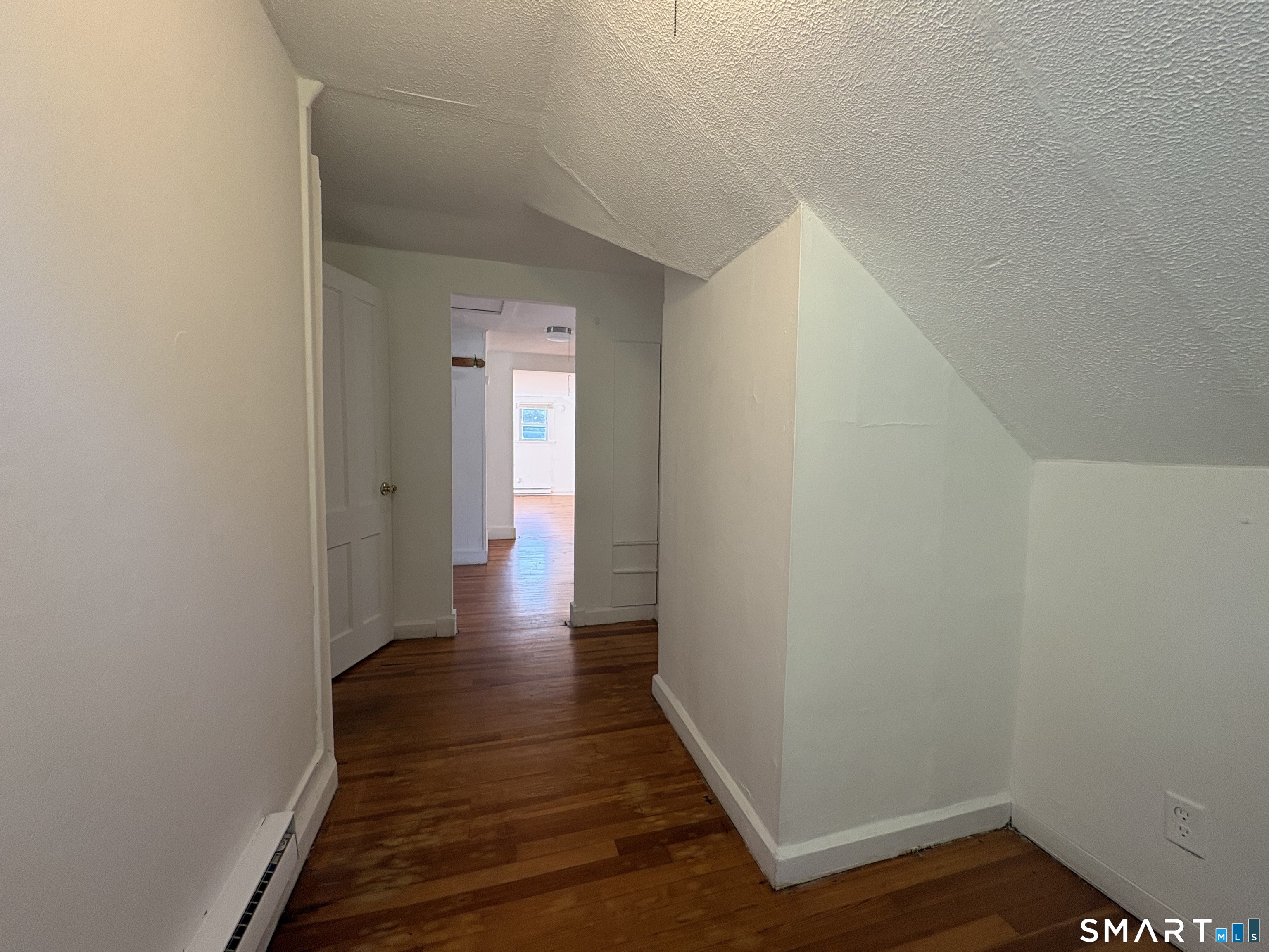 51 Griswold Street, Unit 5 Meriden, CT 06450 - Photo 4 of 11