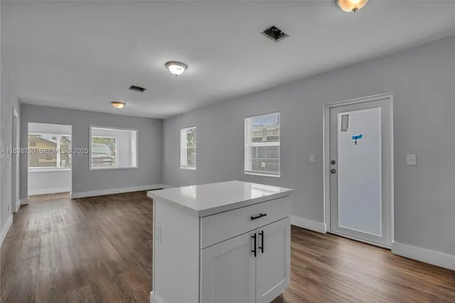 $3,350 | 2243 Greene Street, Unit A, Hollywood, FL 33020