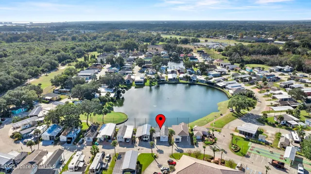 a view of a water fountain and an ocean view