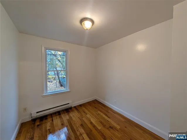 $1,845 | 154 Highland Avenue, Unit 2, Clifton, NJ 07011